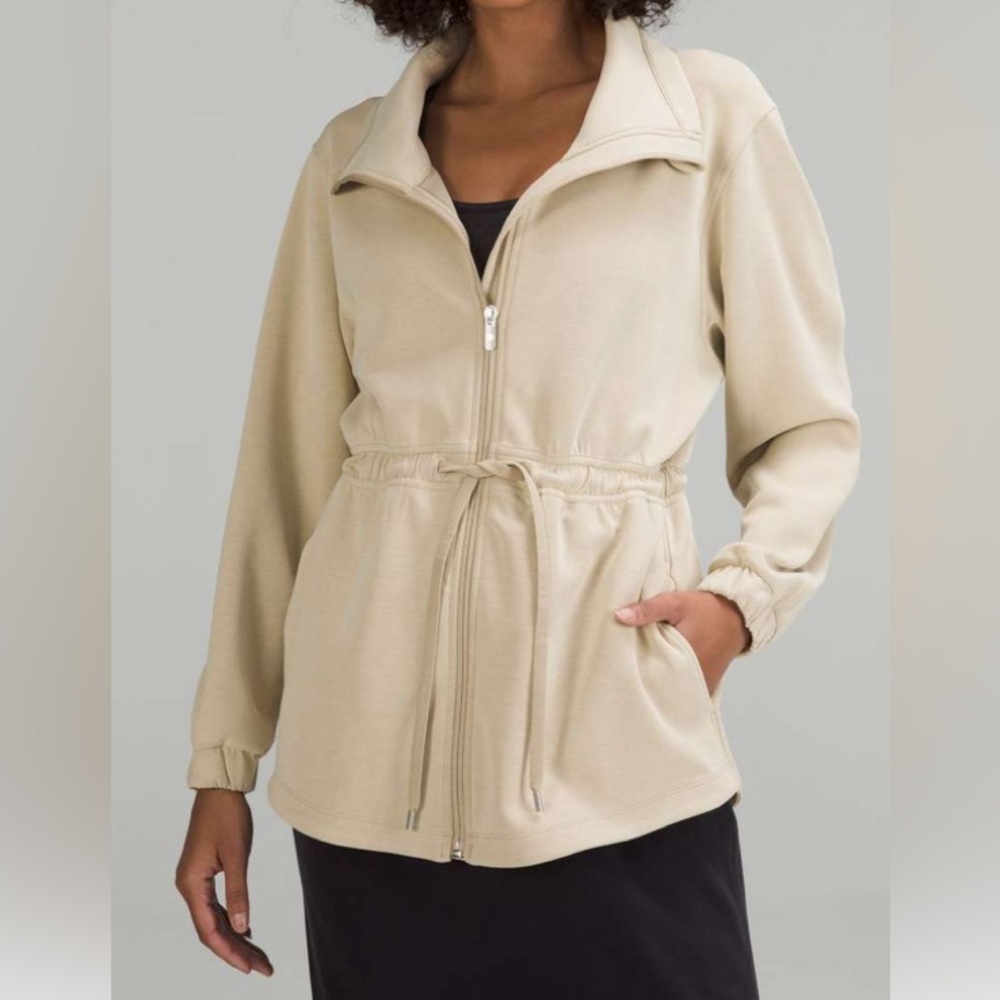 NWOT new Lululemon Softstreme Cinch-Waist Jacket White Trench
